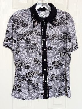 Women's Floral Short-Sleeve Collar Tee/Top w/Rhinestones & Front 1/4 Zipper